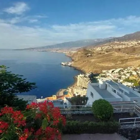Apartment A 150 M De La Playa Con Vistas Al Mar Y Balcon