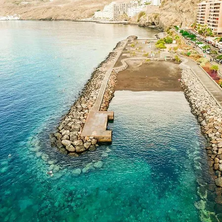 Apartment A 150 M De La Playa Con Vistas Al Mar Y Balcon *